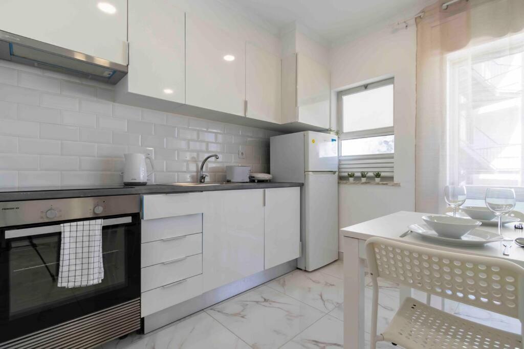 Modern Apartment Beach View Armação de Pêra Extérieur photo
